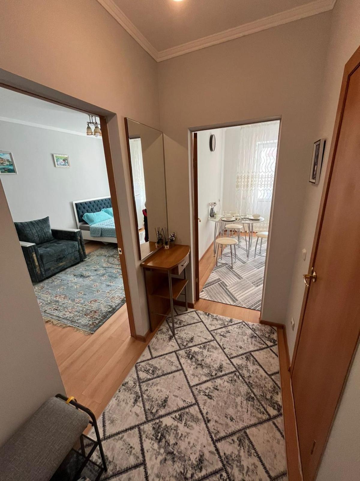 Cosy flat in the city center Taldykol Ngoại thất bức ảnh