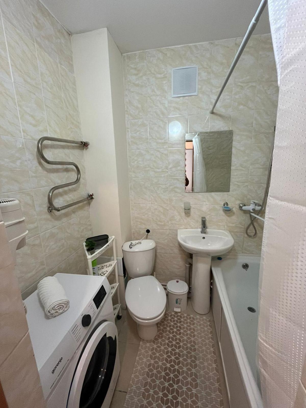 Cosy flat in the city center Taldykol Ngoại thất bức ảnh