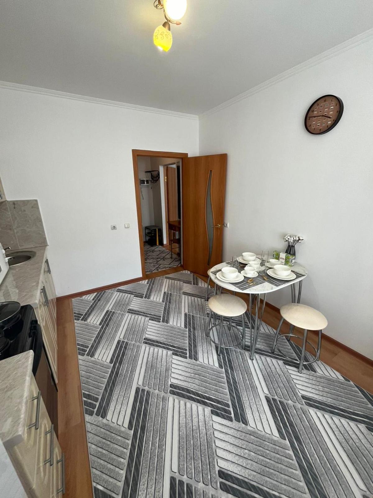 Cosy flat in the city center Taldykol Ngoại thất bức ảnh