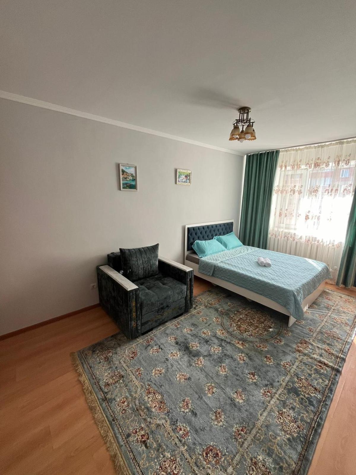 Cosy flat in the city center Taldykol Ngoại thất bức ảnh